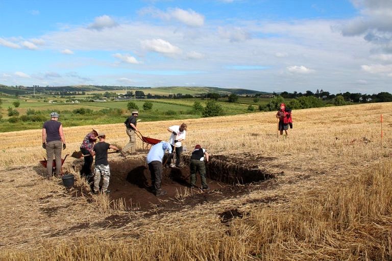 Beitragsbild für Diachrone Landschaftsarchäologie im Spätneolithikum und in der Kupferzeit in Siebenbürgen und der Moldau (Moldova), Rumänien