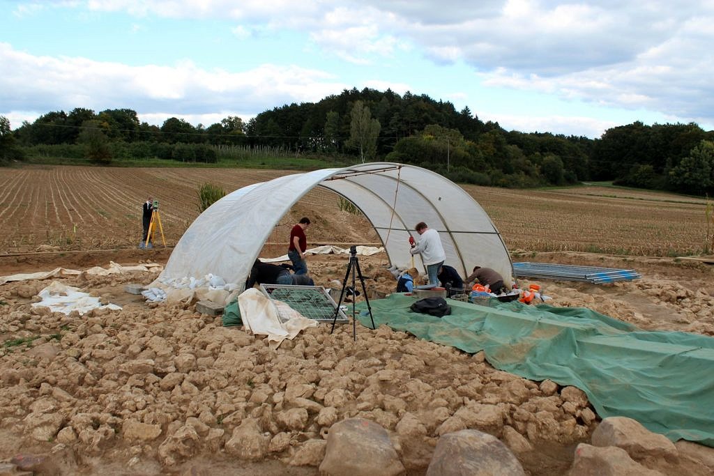 Das hallstattzeitliche Gräberfeld von SimmelsdorfSt. Helena › Institut