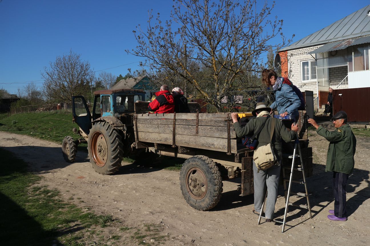 Novosvobodnaya. Verladen des Equipments.