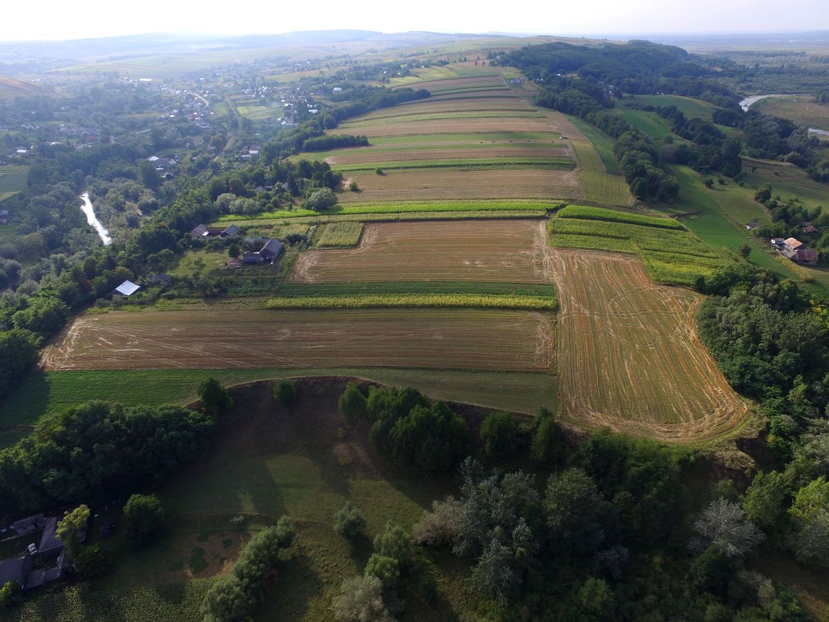 Părhăuţi-Muncel: Überblick über den Fundplatz vom UAV aus gesehen.