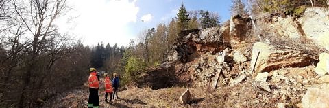 Dr. C. Mischka, Prof. Th. Uthmeier, G. Möller und Dr. M. López Correa während der Befliegung.