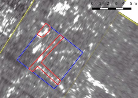 Es passt! Mauerzüge und Dolium über dem GPR-Ergebnis.