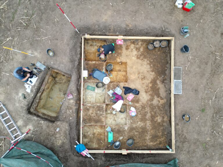 Neandertaler im Norden – eine archäologische Lehr- und Forschungsgrabung der nördlichsten neandertalerzeitlichen Fundstelle Mitteleuropas