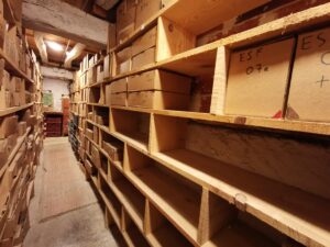 Depot mit den archäologischen Funden aus den Volp-Höhlen